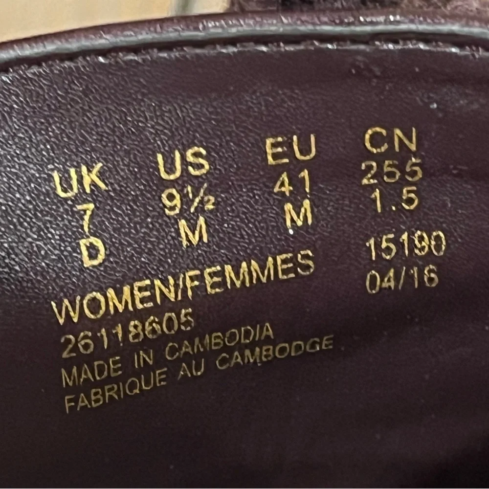 Clarks Somerset Oxfords Griffin Mabel Lace Up Kiltie Womens 9.5 Leather Oxblood
